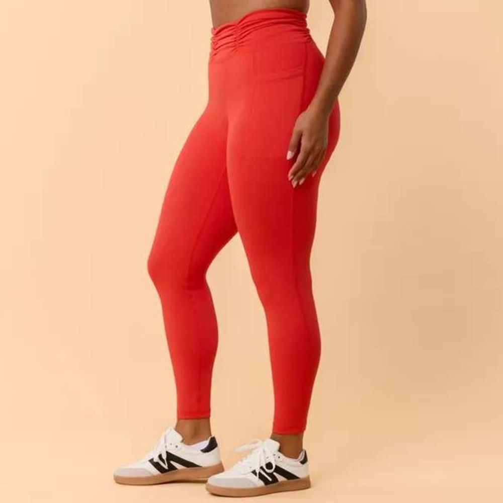 Blogilates Rouched Waist Leggings Red High Waisted Pockets Squat Proof NWT 2X - Picture 2 of 4